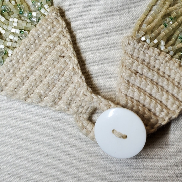 Beautiful Crochet Antique necklace/chocker - Picture 2 of 5